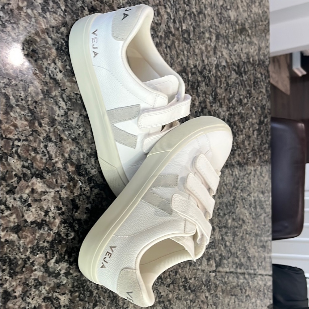 Veja Cream Velcro Sneakers